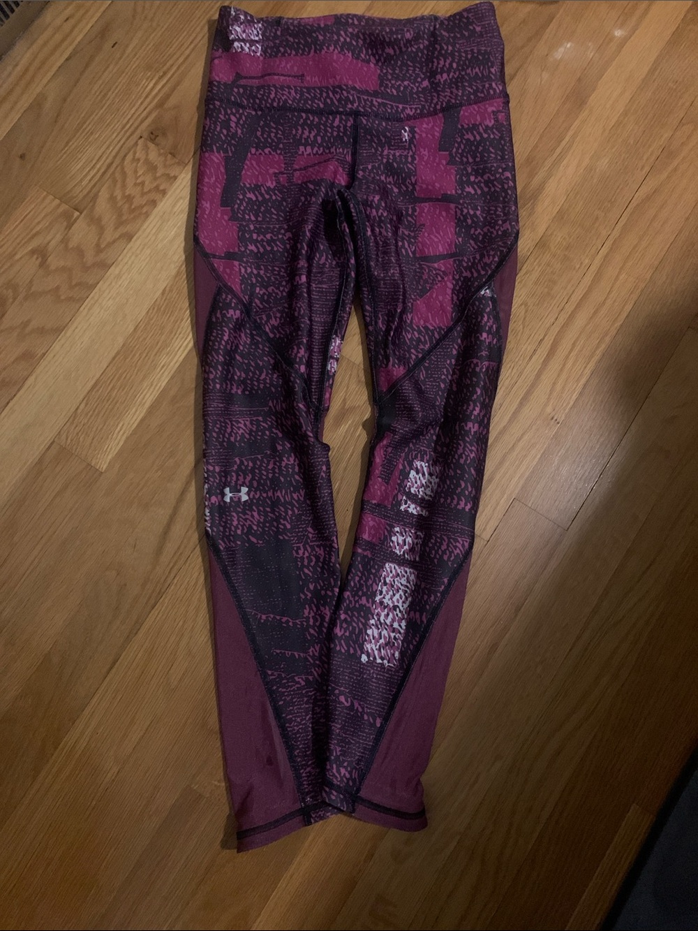 Small under armour leggings